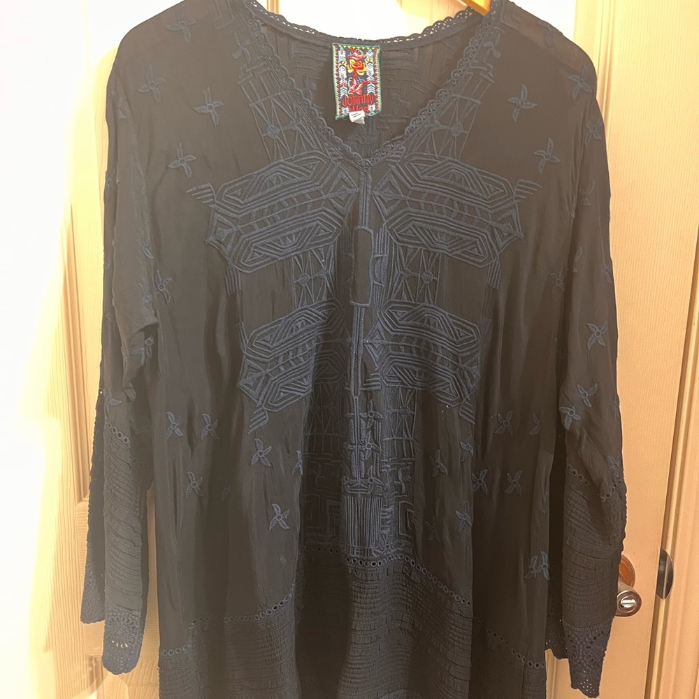 Johnny Was - Black embroidered Dress/ Top